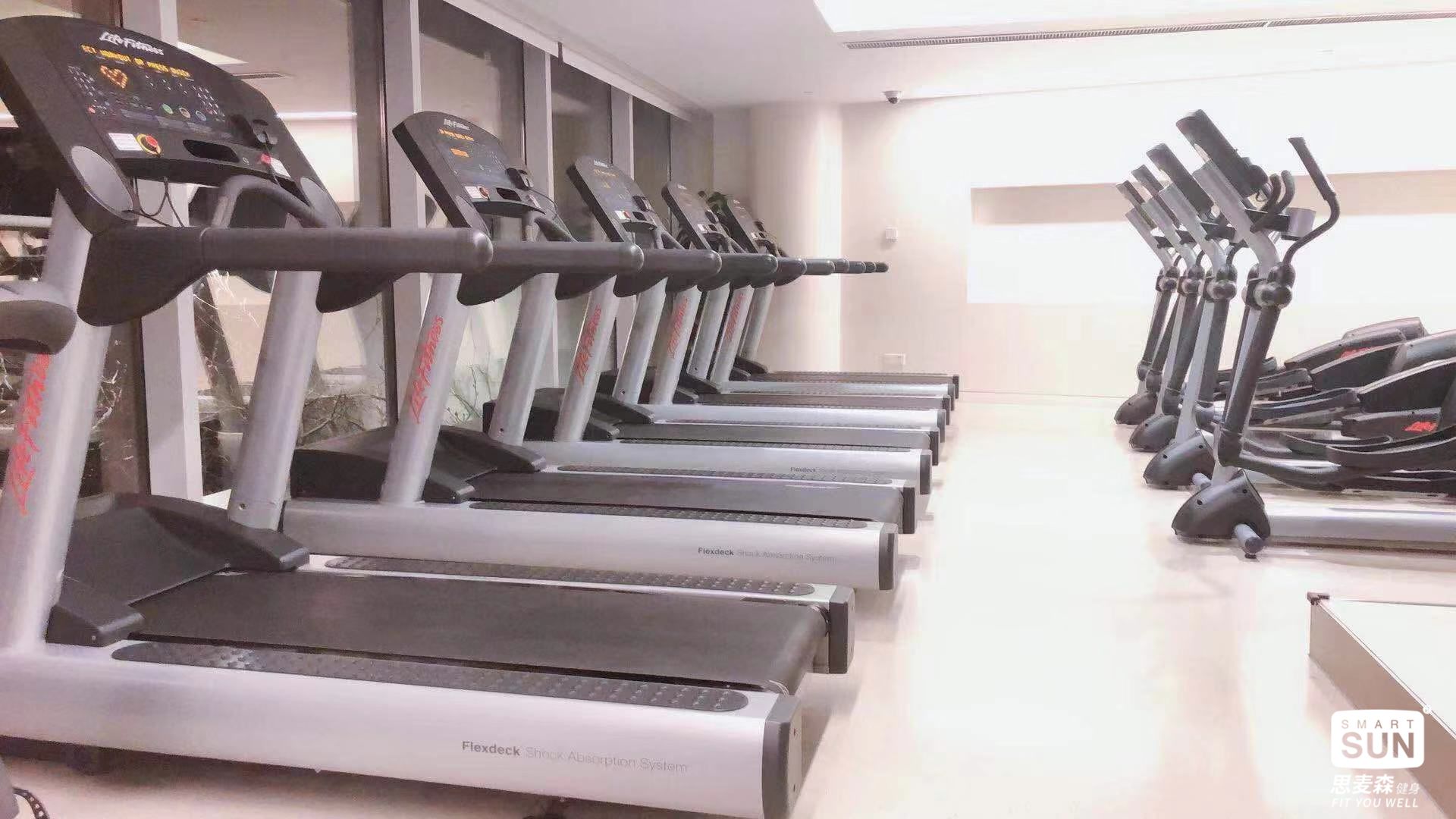 世界知(zhī)名的(de)名牌大(dà)學健身(shēn)中心